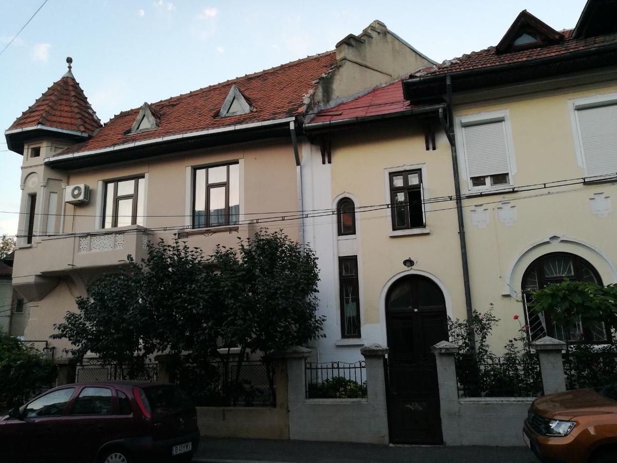 Metropole Apartments Invilla Old City Bukarest Exterior foto